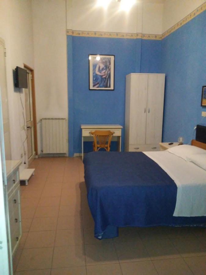 Hotel Villa Morgana เวียเรจโจ ภายนอก รูปภาพ