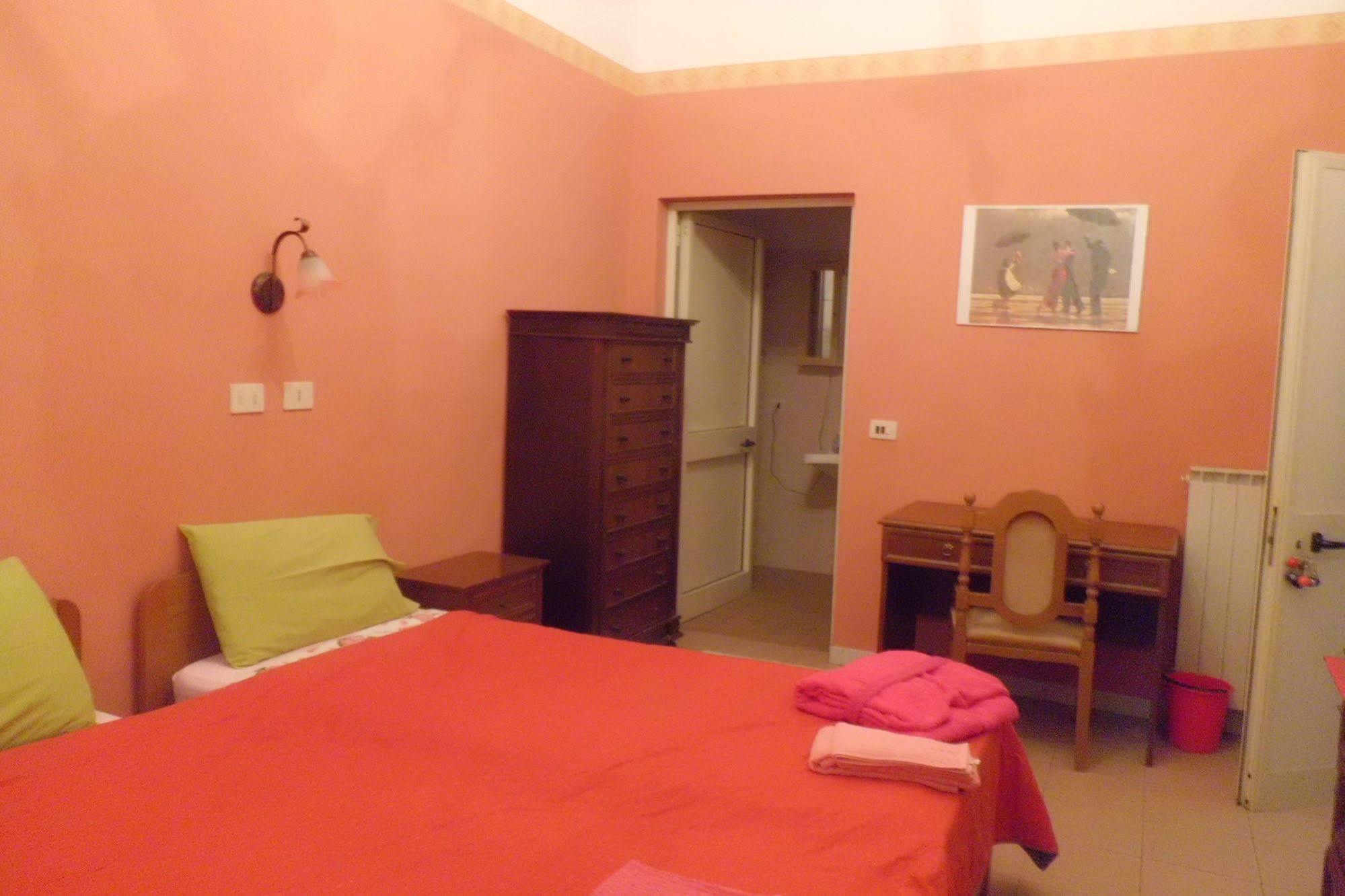 Hotel Villa Morgana เวียเรจโจ ภายนอก รูปภาพ